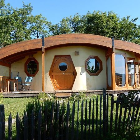 Fount De Cousteno Limbrassac Zewnętrze zdjęcie